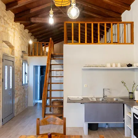 Stenorougi Charias *