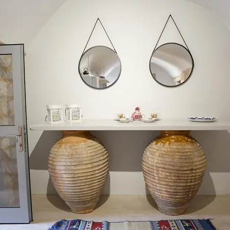 Stenorougi Charias Holiday home