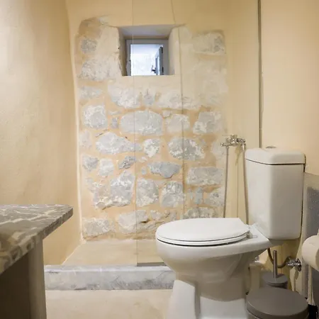 Stenorougi Charias *