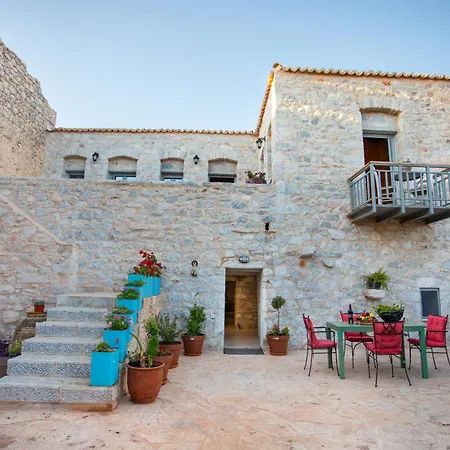 Stenorougi Charias 펜션 Kharia