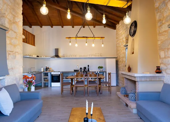 Stenorougi Charias * Kharia